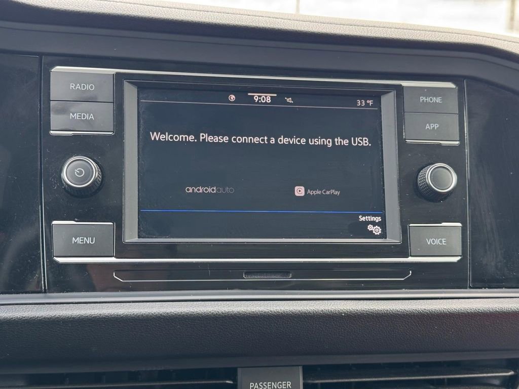 Used 2024 Volkswagen Jetta SE image 24