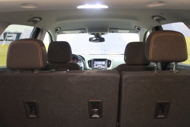 Used 2021 GMC Terrain SLE image 11