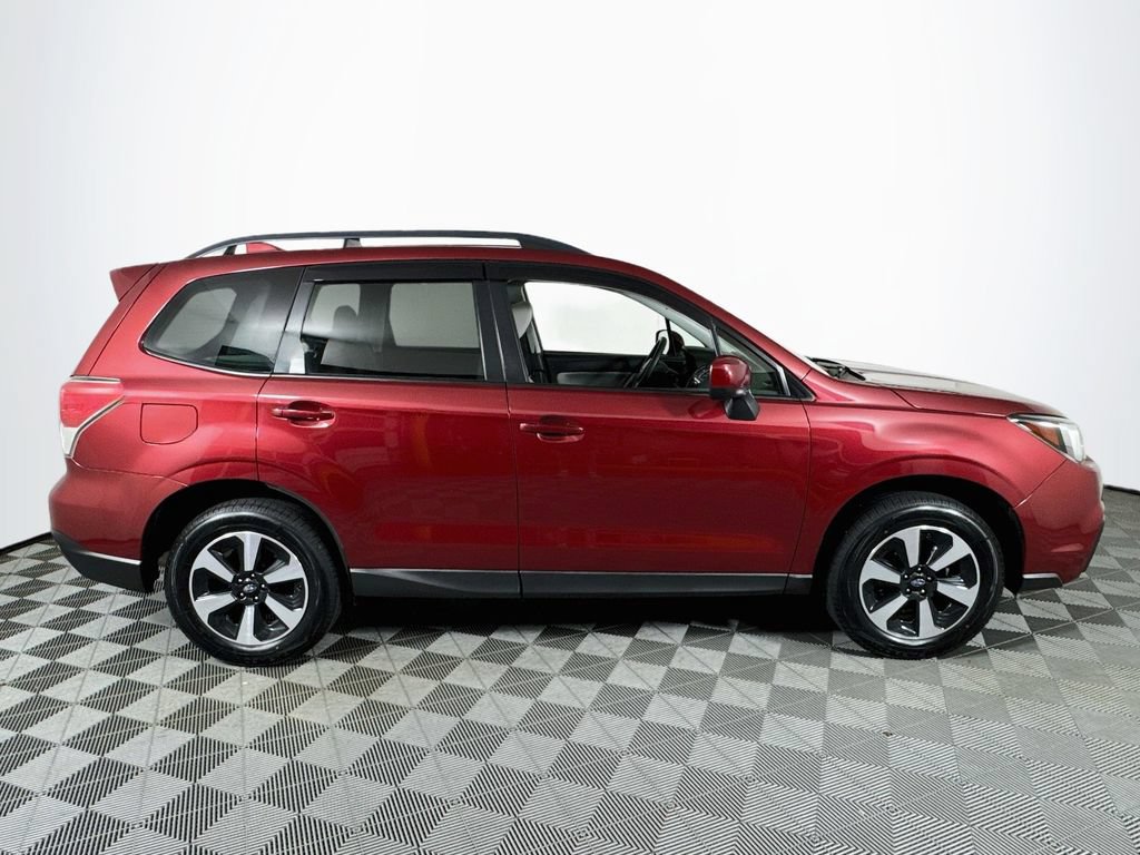 Used 2018 Subaru Forester 2.5i Premium AWD/4WD image 8
