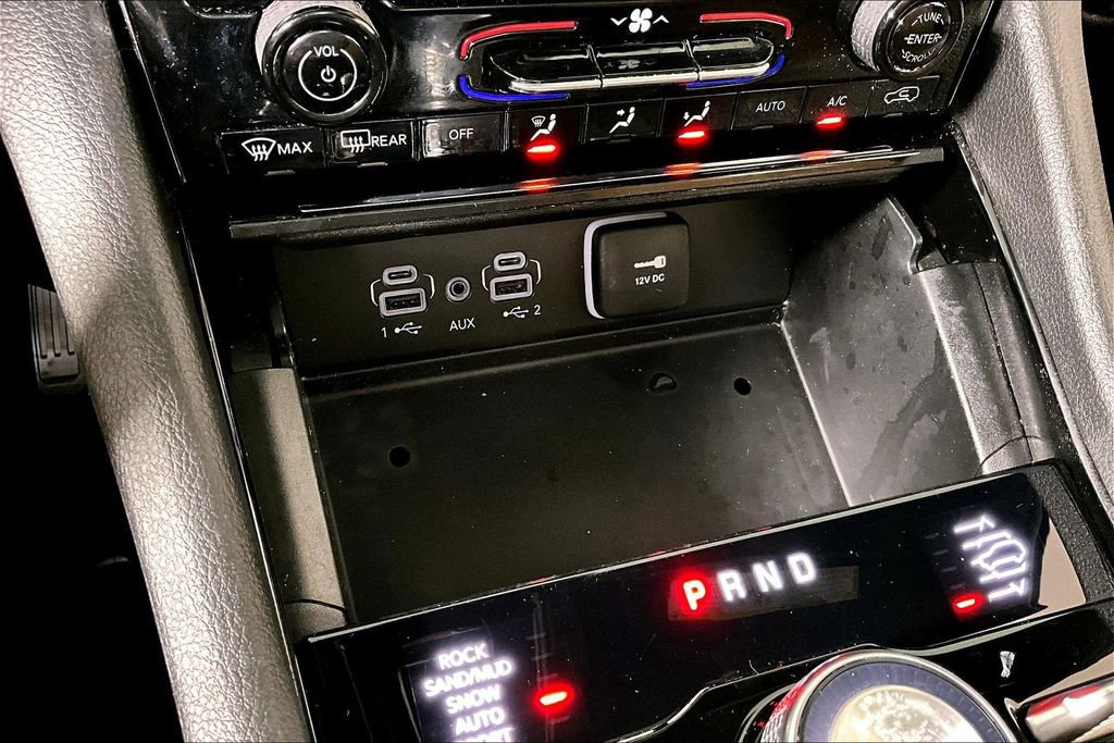 Used 2024 Jeep Grand Cherokee L Summit w/ Advanced Protech Group IV image 35