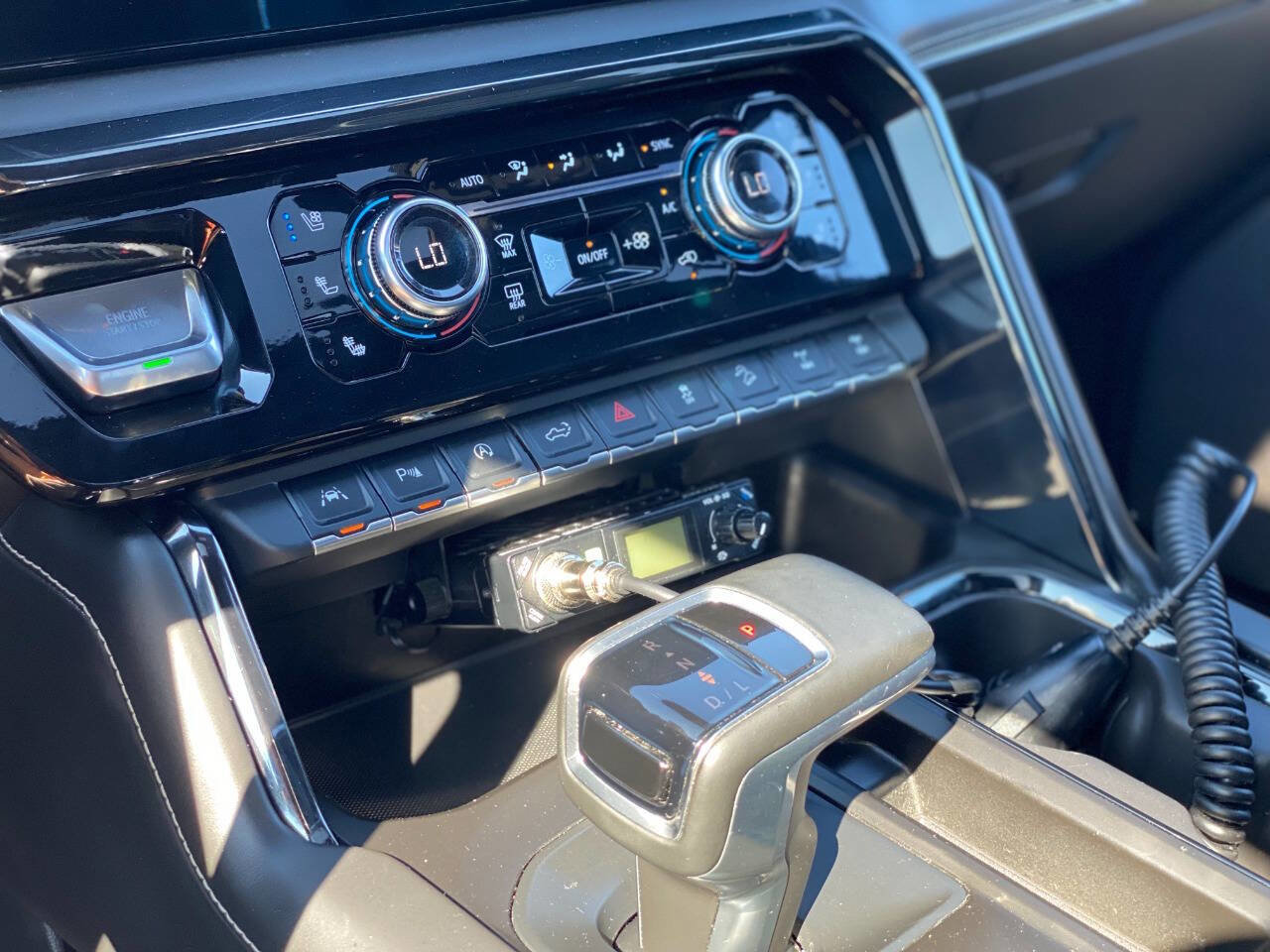 Used 2023 GMC Sierra 1500 AT4X image 24