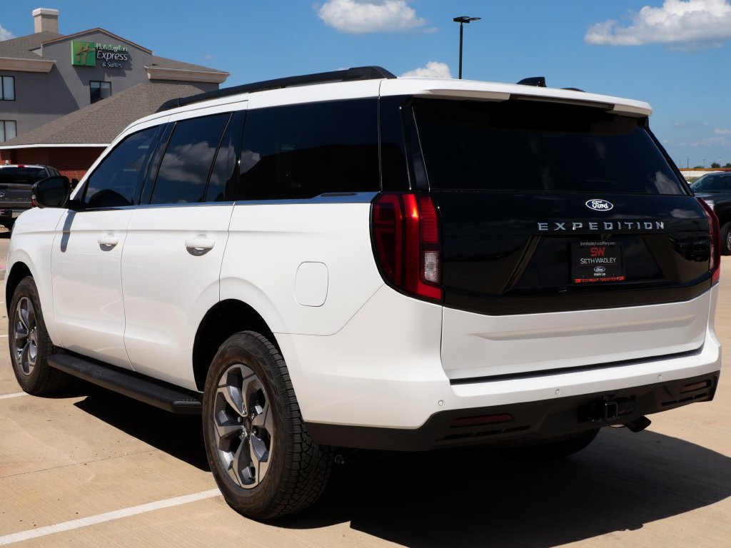 New 2027 Ford Expedition Active AWD/4WD image 6