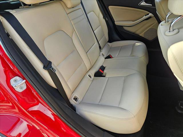 Used 2017 Mercedes-Benz GLA 250 image 18