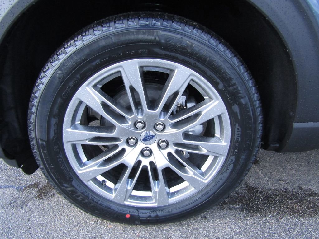 New 2026 Ford Explorer Active image 9