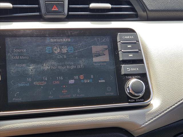 Used 2021 Nissan Versa SV FWD image 13