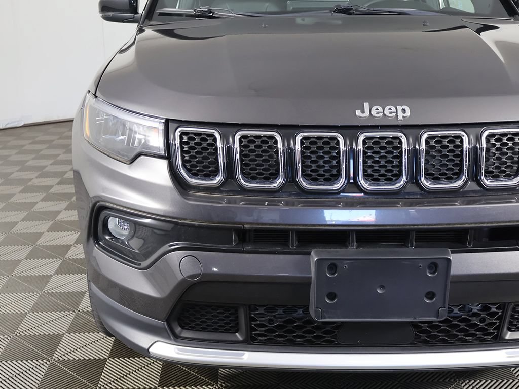 Used 2023 Jeep Compass Limited AWD/4WD image 14