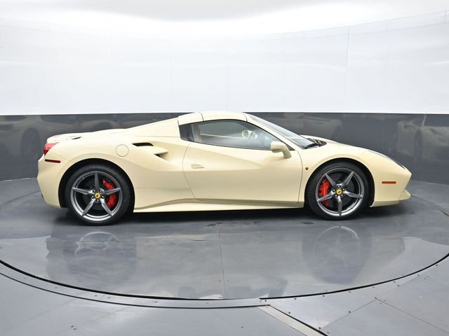 Used 2017 Ferrari 488 Spider image 17
