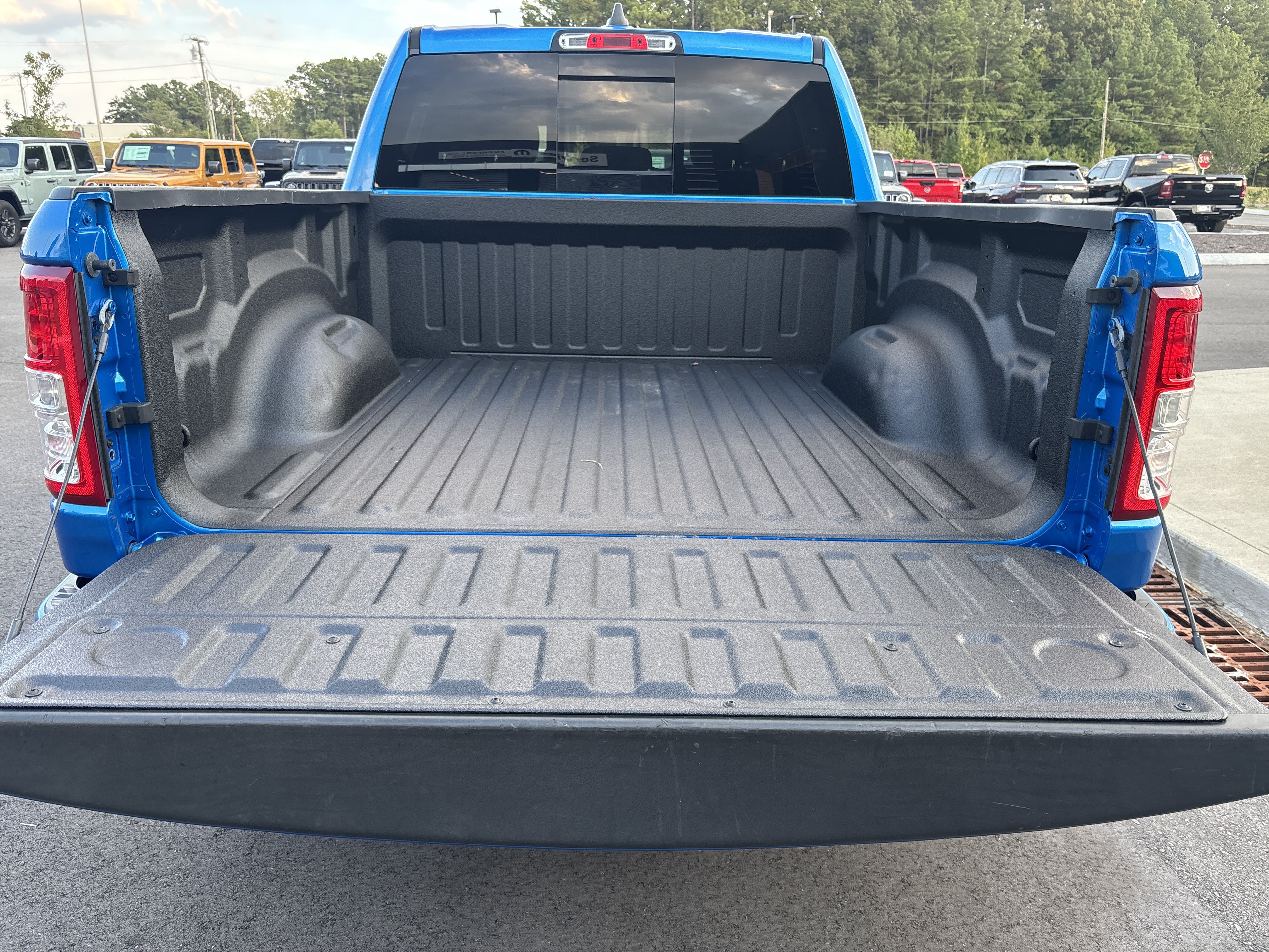 Used 2020 RAM 1500 Big Horn AWD/4WD image 41