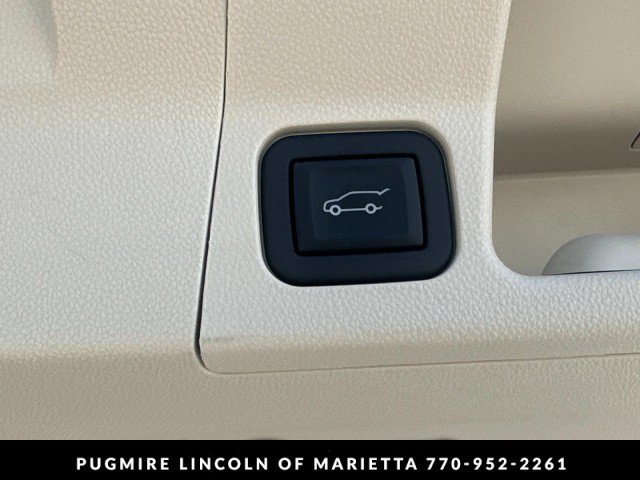 Used 2017 Lincoln MKX Reserve FWD image 23