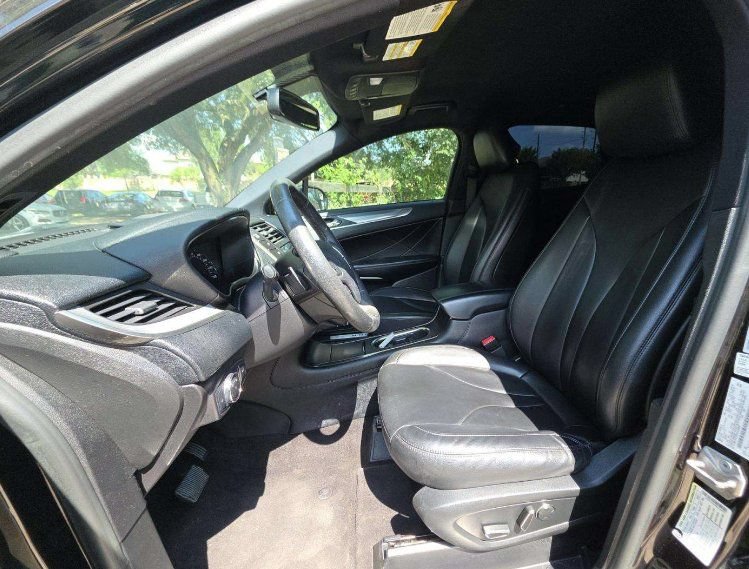 Used 2019 Lincoln MKC Premiere FWD image 33