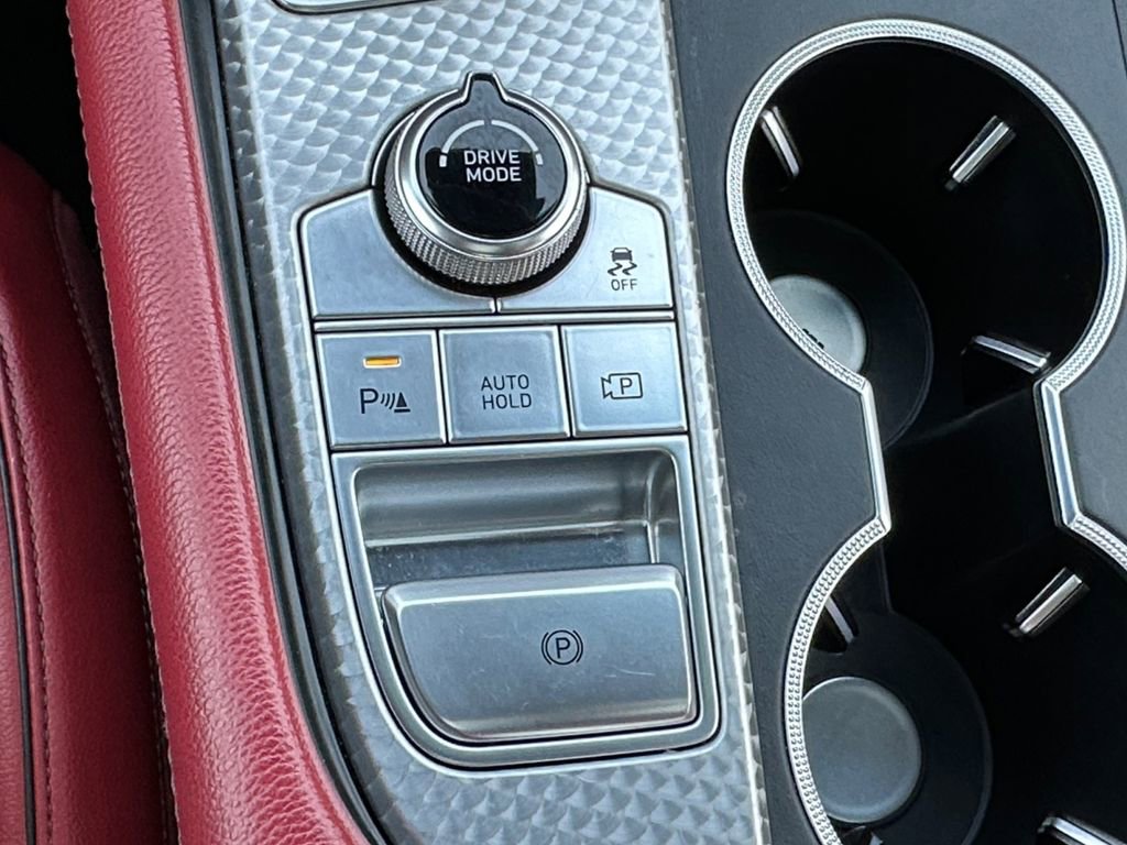 Used 2023 Genesis G70 2.0T w/ Sport Prestige Package AWD/4WD image 19