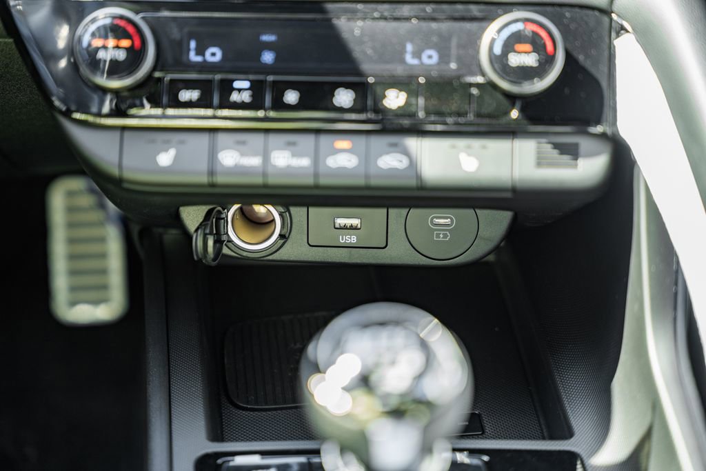 New 2025 Hyundai Elantra N Base image 20