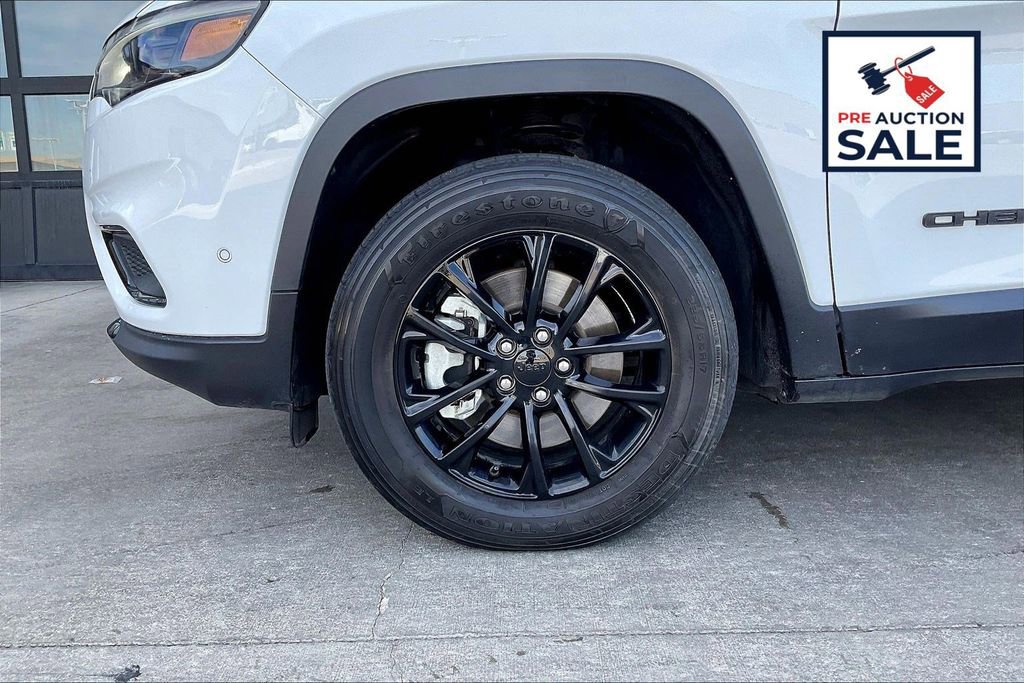 Used 2023 Jeep Cherokee Altitude Lux AWD/4WD image 8