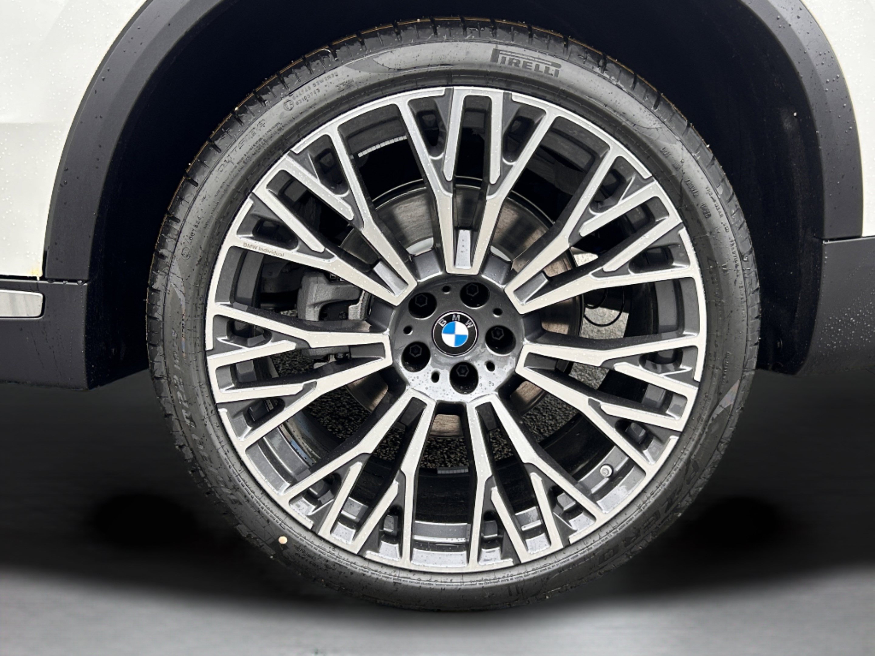 Used 2026 BMW X5 xDrive40i AWD/4WD image 34