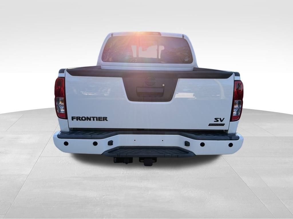 Used 2020 Nissan Frontier SV w/ Midnight Edition Floor Mats image 6