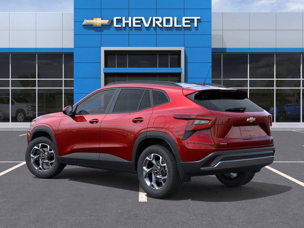 New 2026 Chevrolet Trax LT w/ Driver Confidence Package FWD image 3