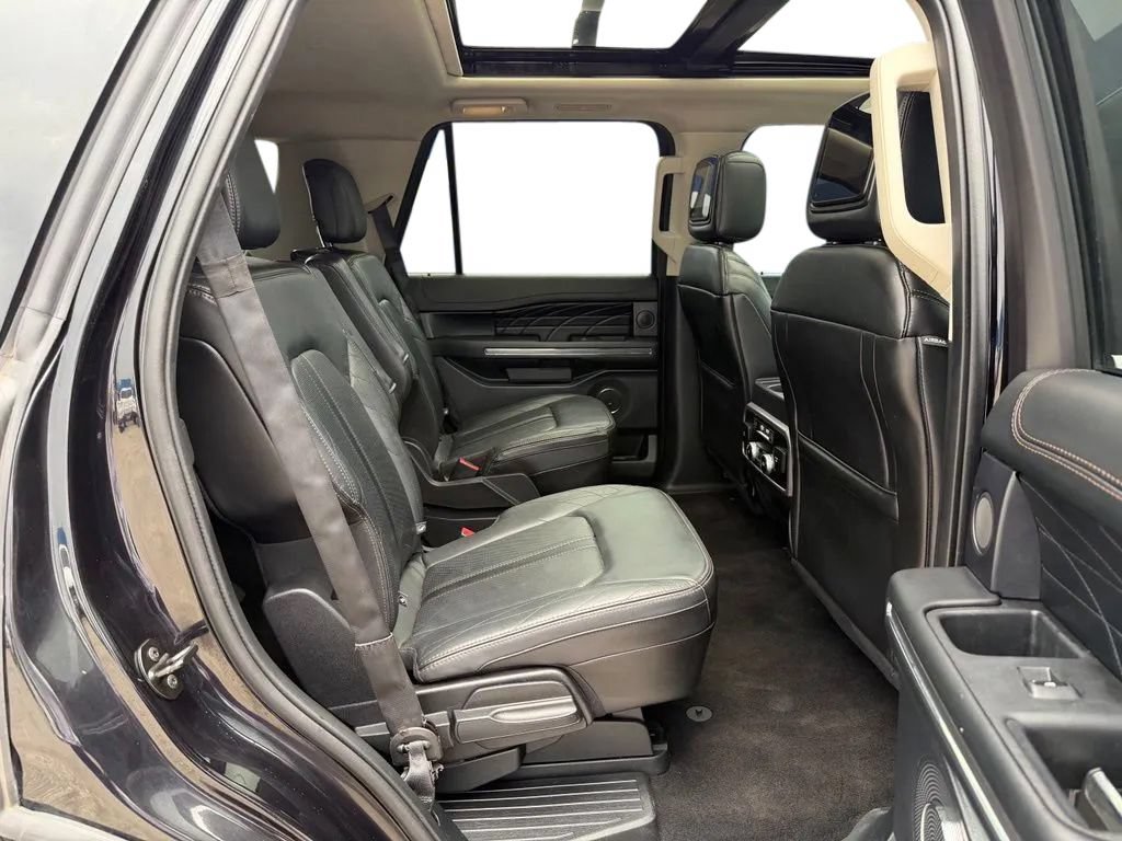 Used 2020 Ford Expedition Platinum AWD/4WD image 34