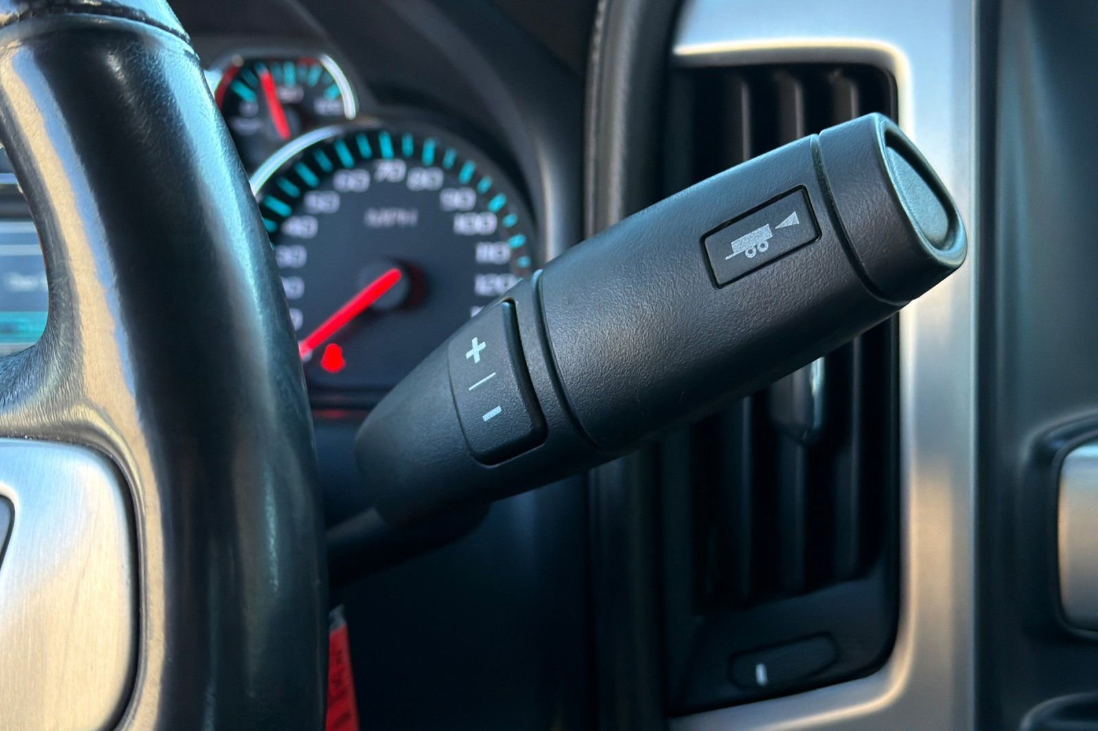 Used 2019 GMC Sierra 2500 SLT w/ Duramax Plus Package image 32