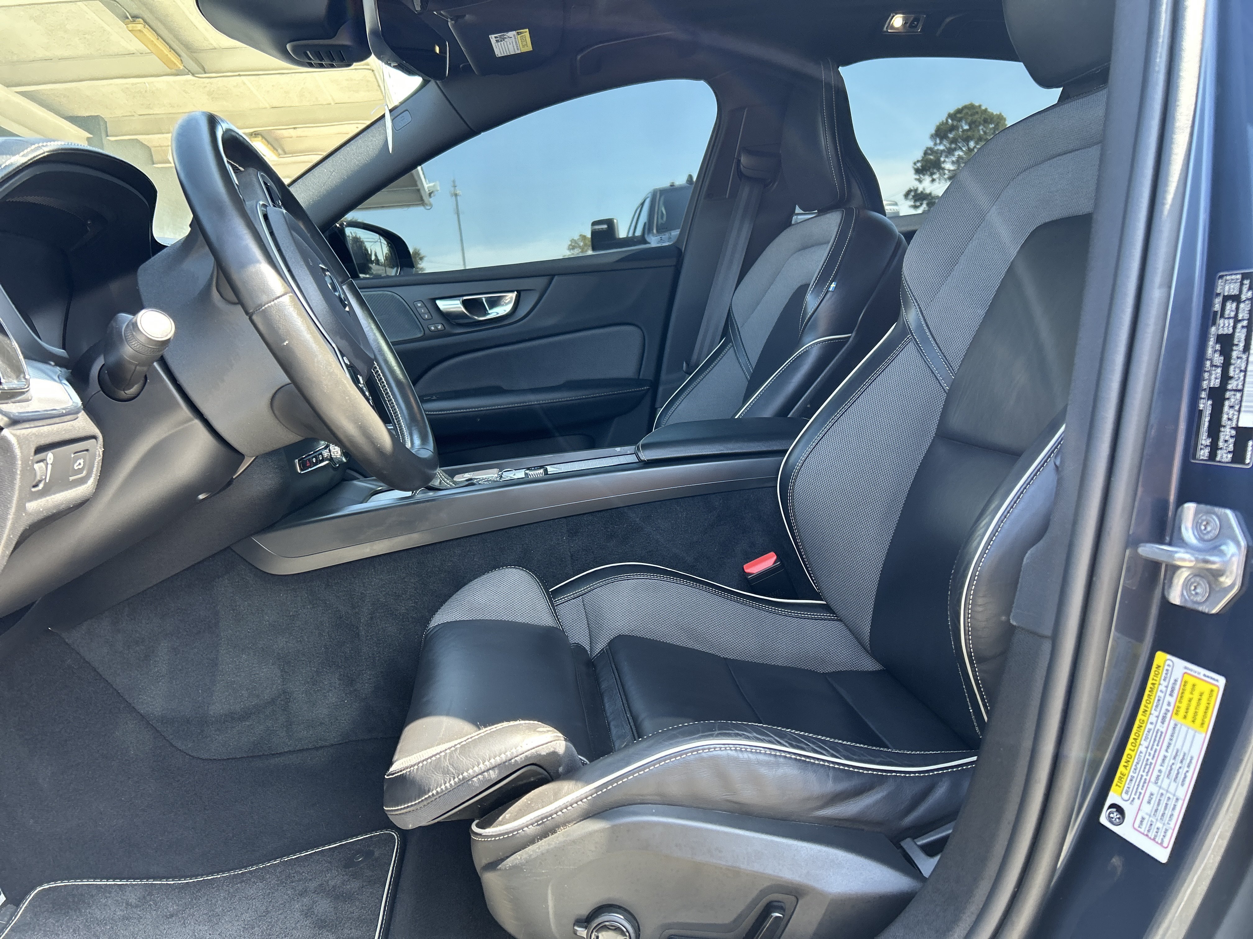 Used 2021 Volvo S60 T5 R-Design AWD/4WD image 12
