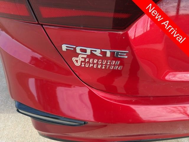 Used 2021 Kia Forte LXS image 5