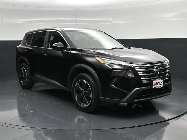 Used 2025 Nissan Rogue SV AWD/4WD image 5
