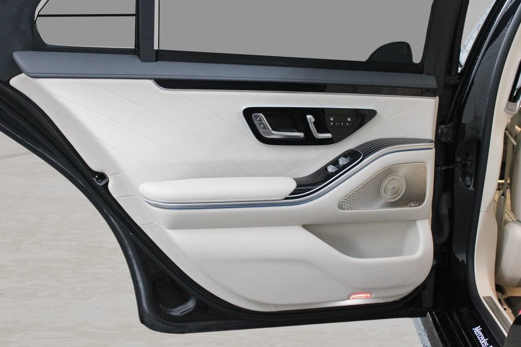 Used 2022 Mercedes-Benz S 580 4MATIC Sedan image 24