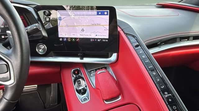 Used 2022 Chevrolet Corvette Stingray Premium Cpe w/ Z51 Performance Package RWD image 26