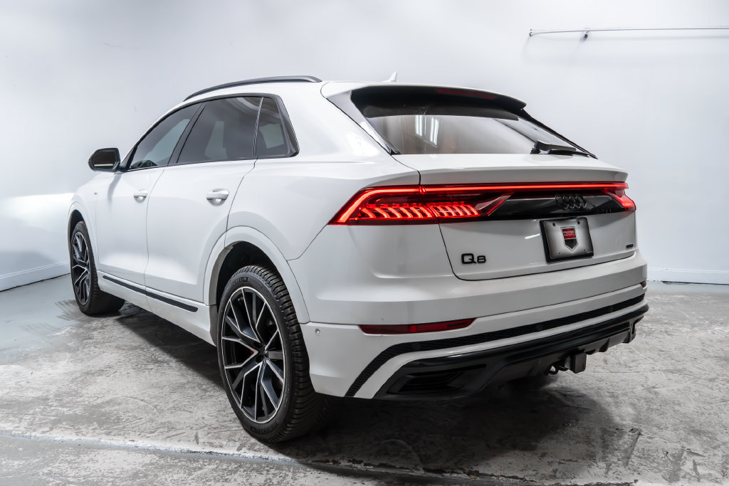 Used 2023 Audi Q8 Premium Plus w/ Premium Plus Package AWD/4WD image 3