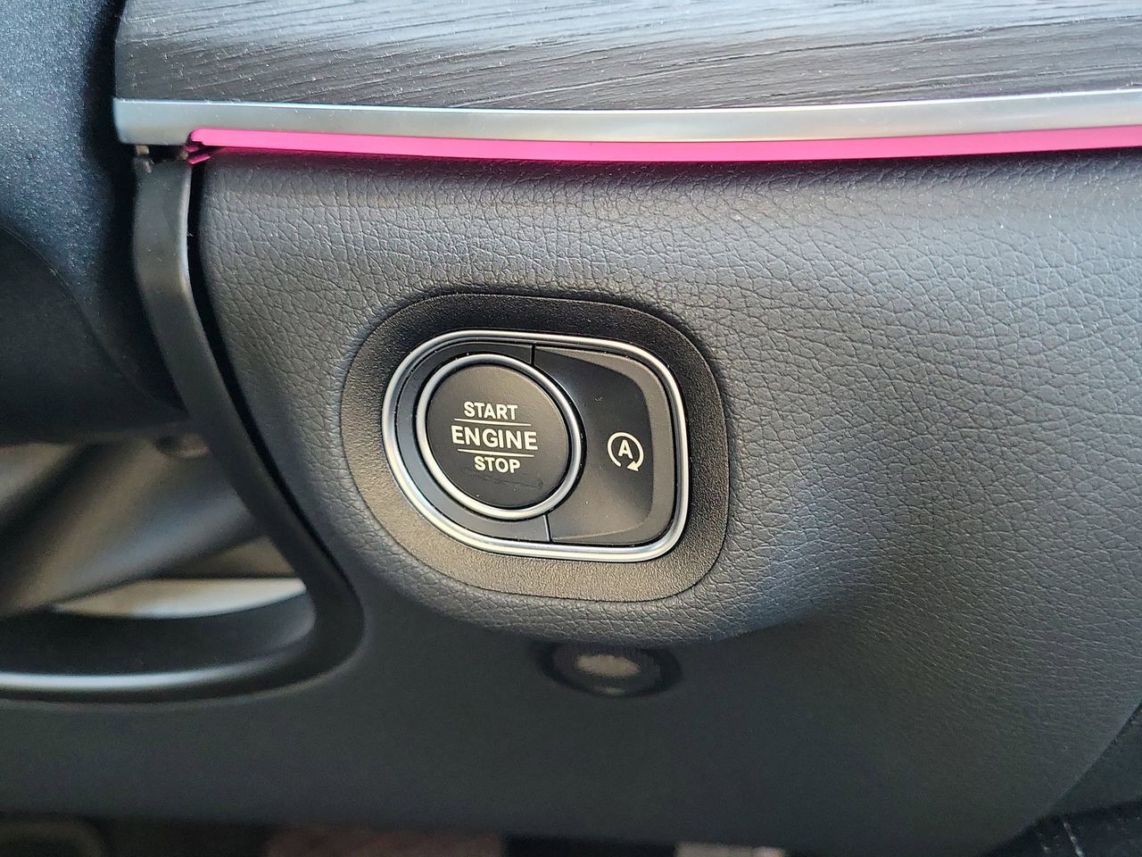 Used 2025 Mercedes-Benz GLE 350 4MATIC image 18