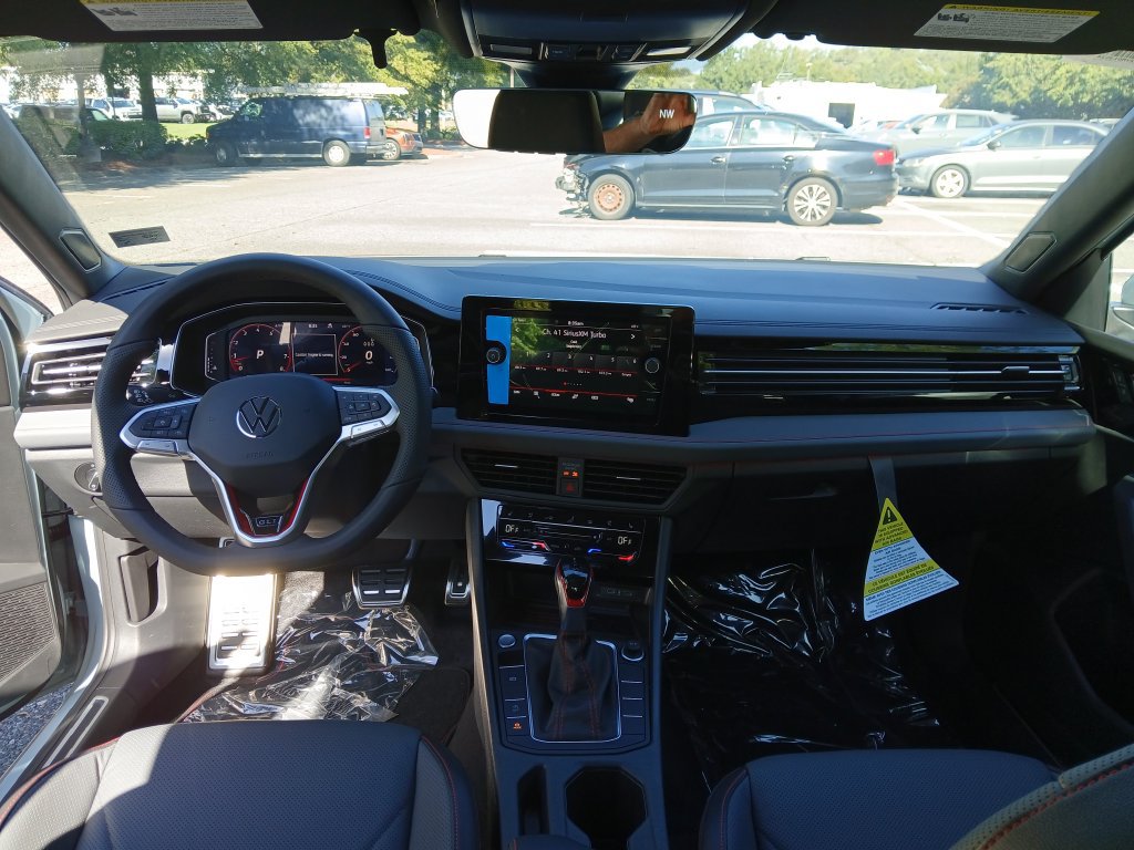 New 2027 Volkswagen Jetta GLI Autobahn FWD image 12