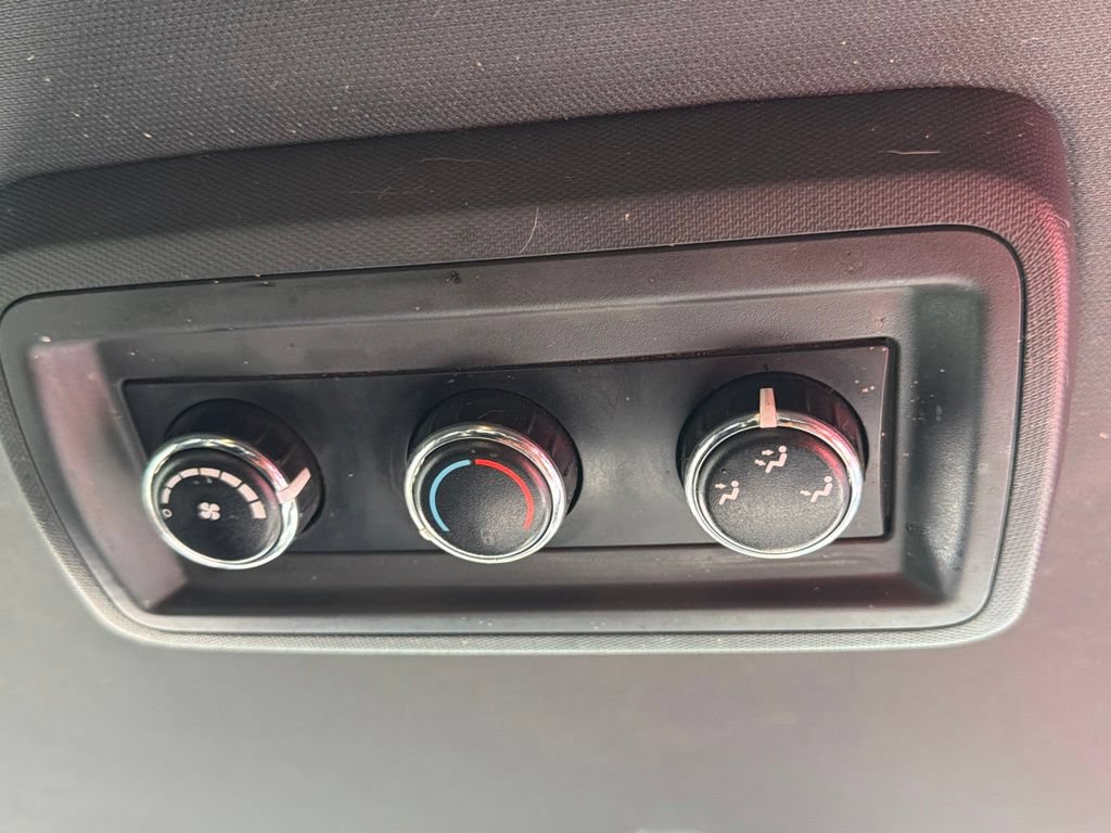 Used 2018 Dodge Grand Caravan SXT FWD image 19