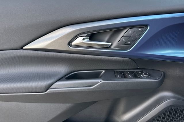 New 2026 Chevrolet Equinox EV LT w/ Convenience Package II image 14