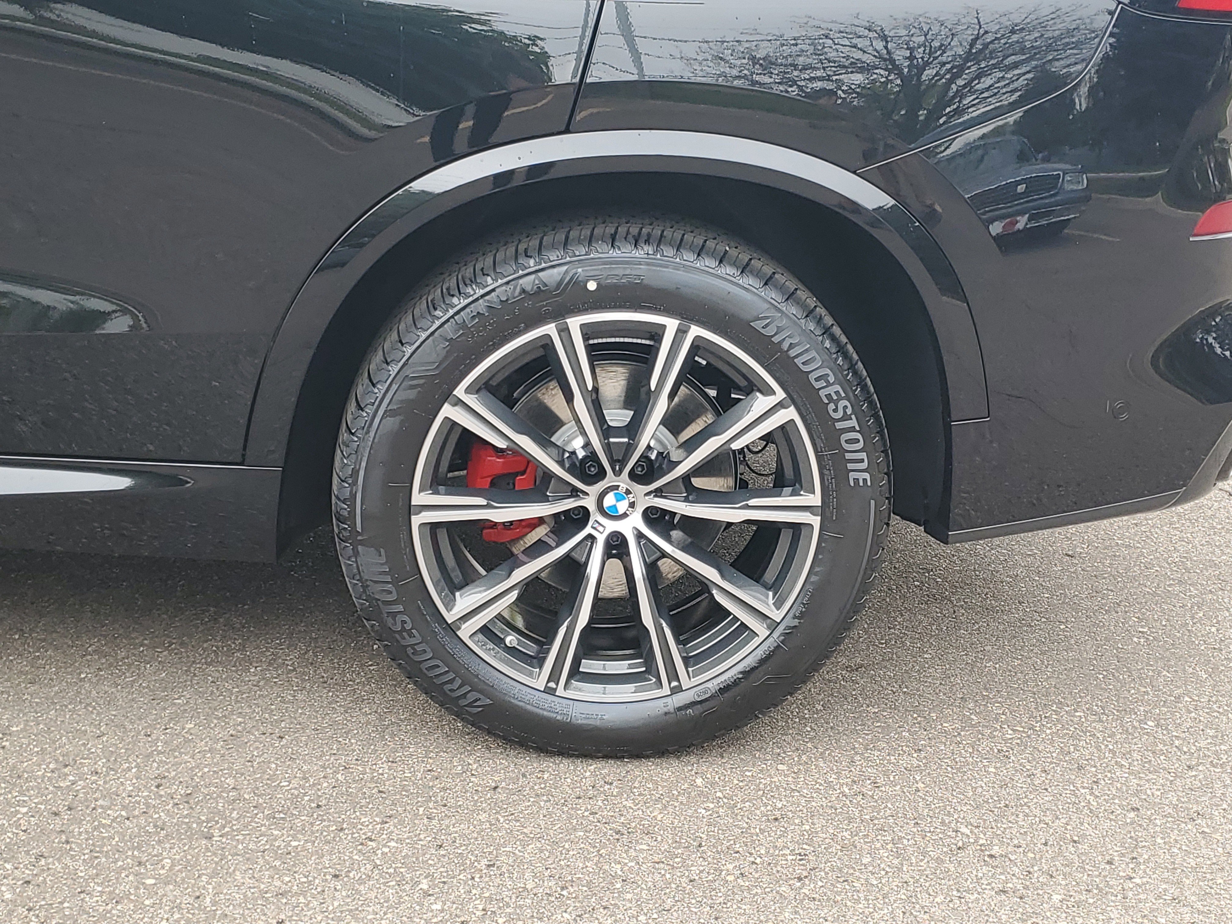 New 2026 BMW X5 xDrive40i w/ M Sport Package AWD/4WD image 28