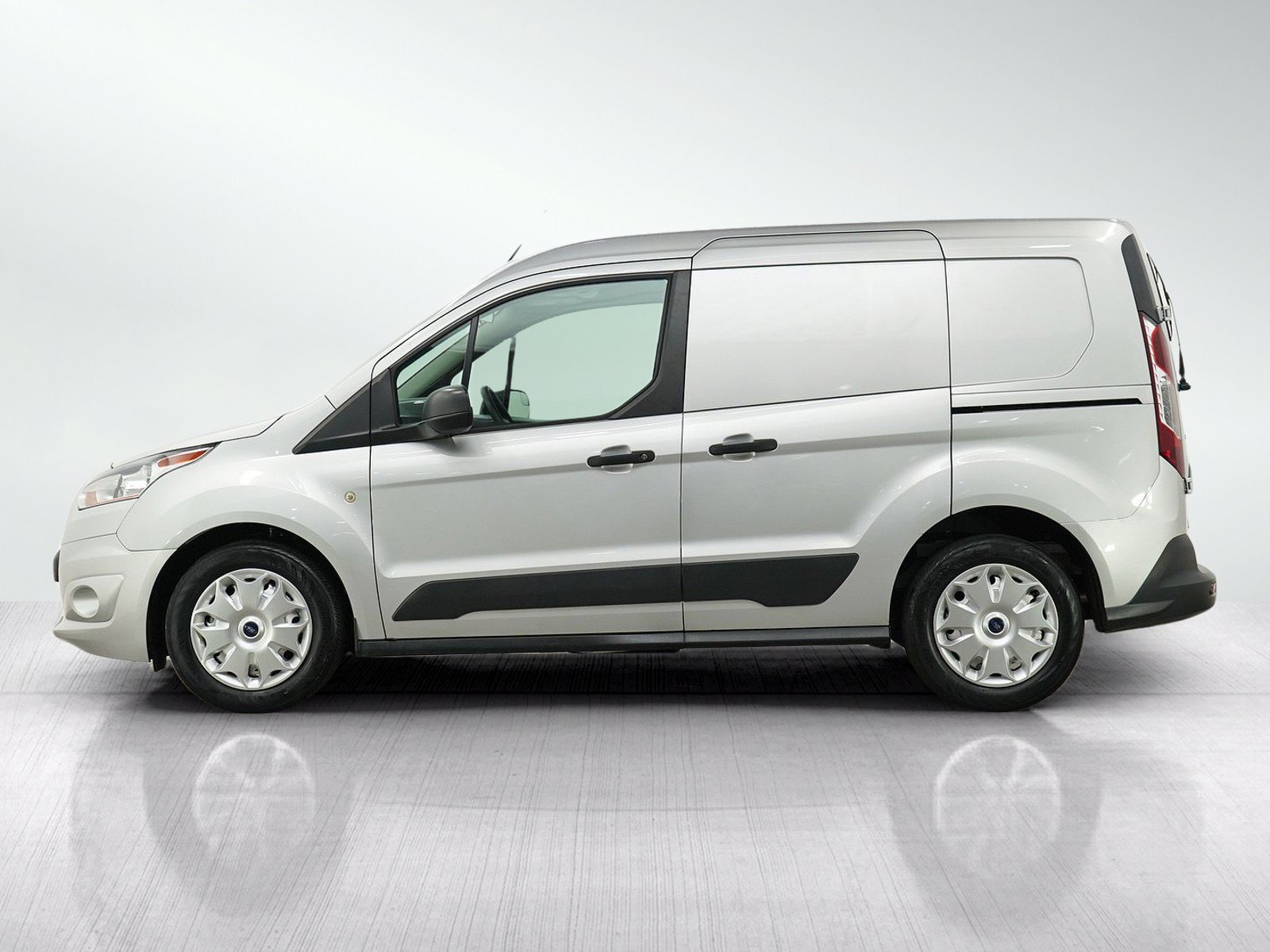Used 2014 Ford Transit Connect XLT FWD image 2