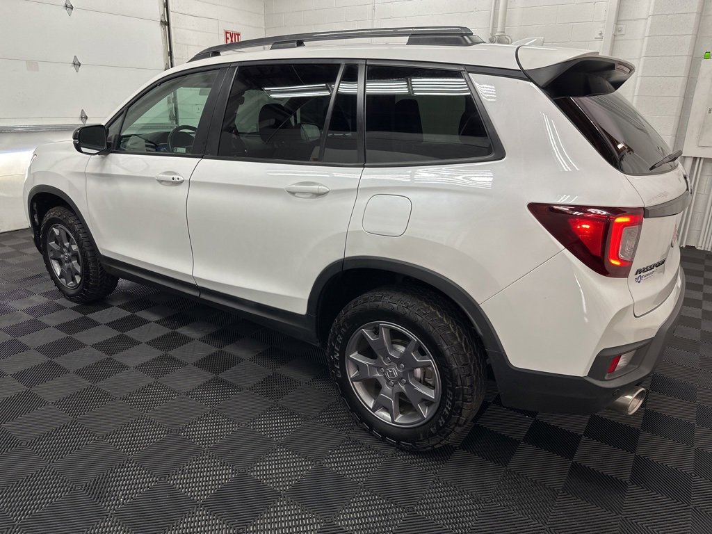 Used 2024 Honda Passport TrailSport image 7