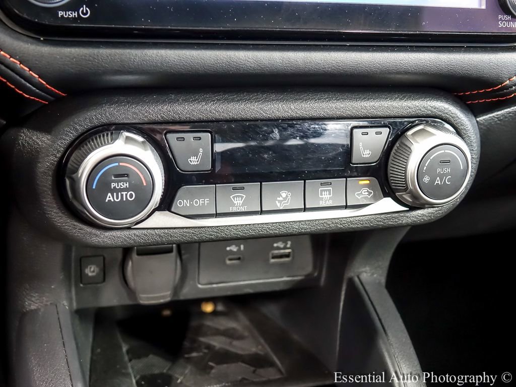 Used 2024 Nissan Versa SR w/ Trunk Package image 16