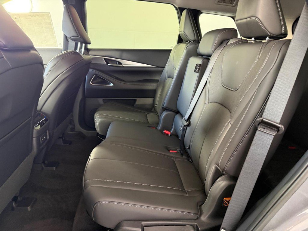 New 2027 INFINITI QX60 Luxe AWD/4WD image 17