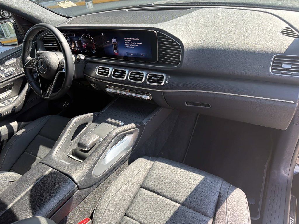 Used 2025 Mercedes-Benz GLE 350 4MATIC image 13
