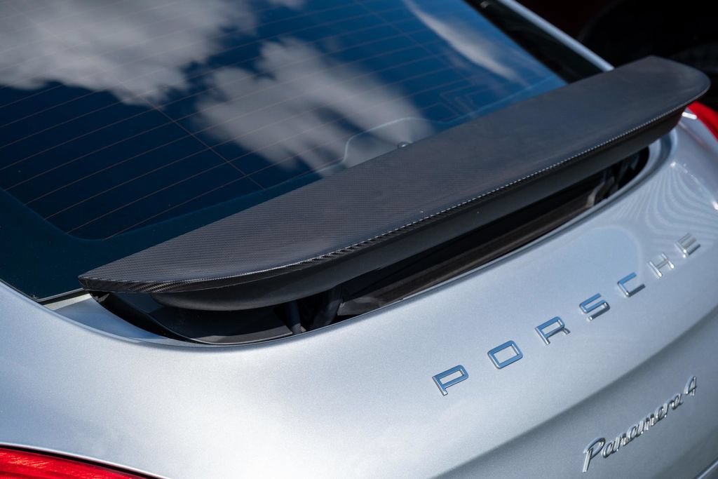 Used 2016 Porsche Panamera RWD image 42
