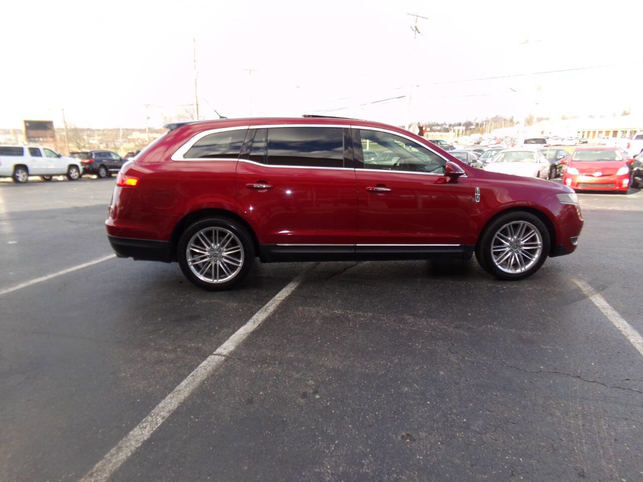 Used 2014 Lincoln MKT AWD w/ Equipment Group 201A image 6