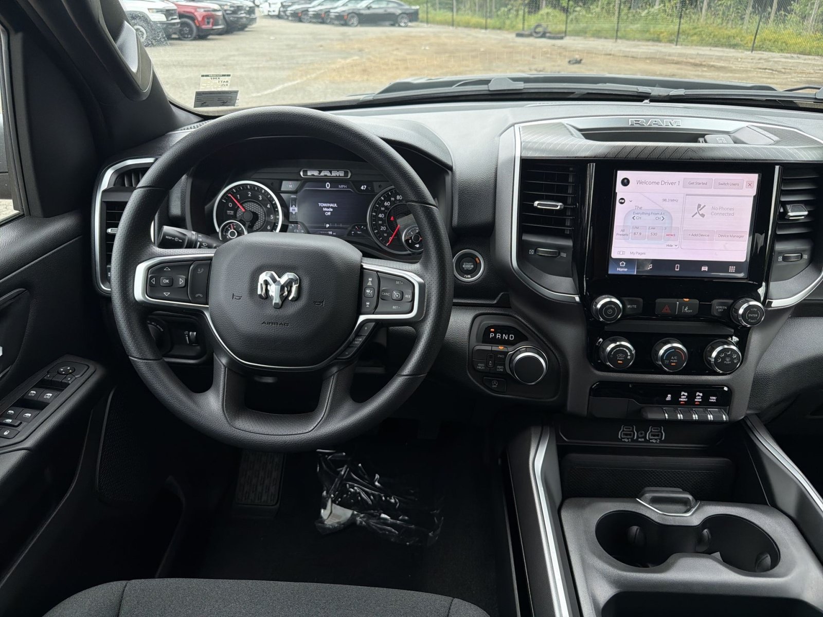 New 2026 RAM 1500 Express AWD/4WD image 16