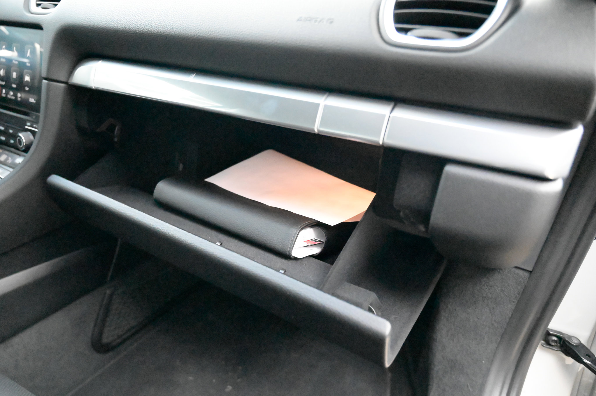 Used 2019 Porsche 718 Cayman S image 43