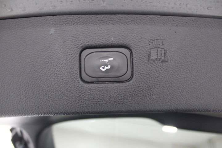 Used 2023 Ford Edge SEL w/ Convenience Package image 19