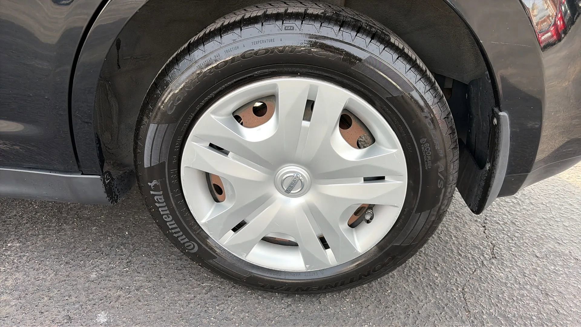 Used 2012 Nissan Versa 1.8 S w/ Plus Pkg image 16