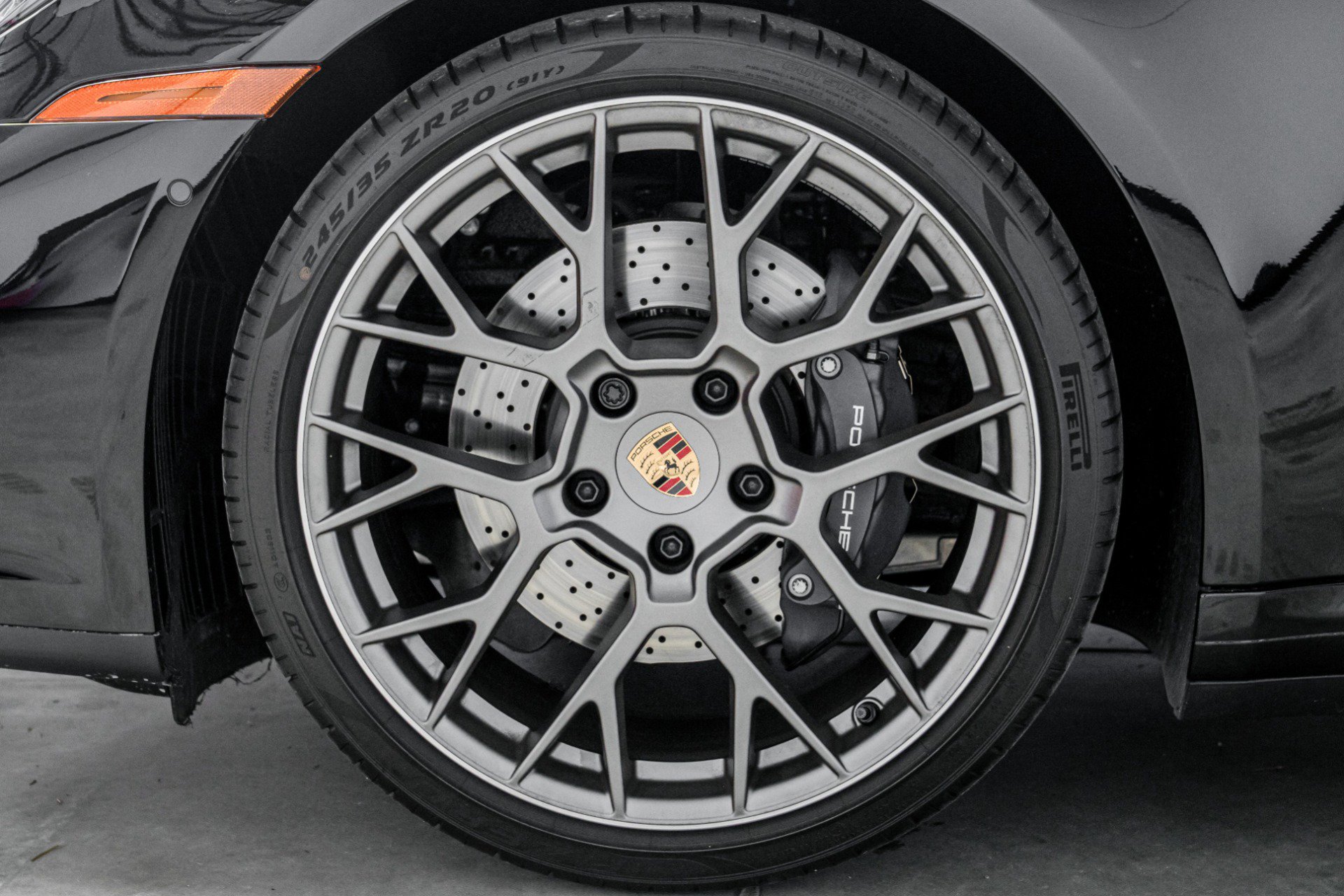 Used 2025 Porsche 911 Carrera image 9