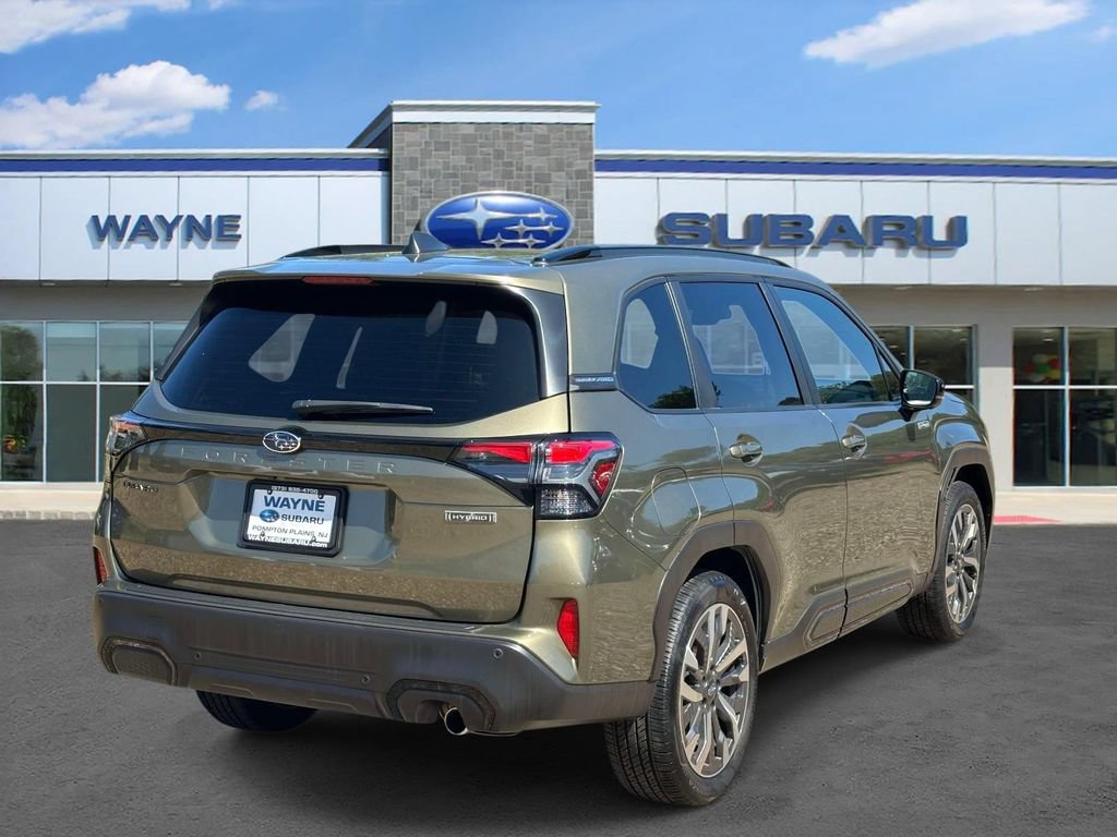 Certified 2025 Subaru Forester Touring AWD/4WD image 4