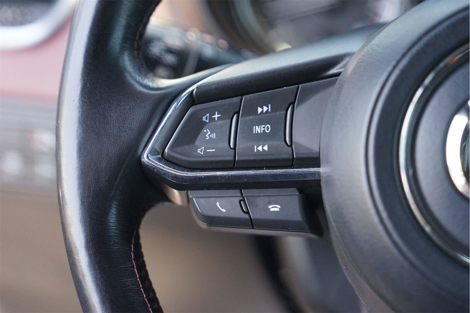 Used 2018 MAZDA CX-9 Signature AWD/4WD image 25