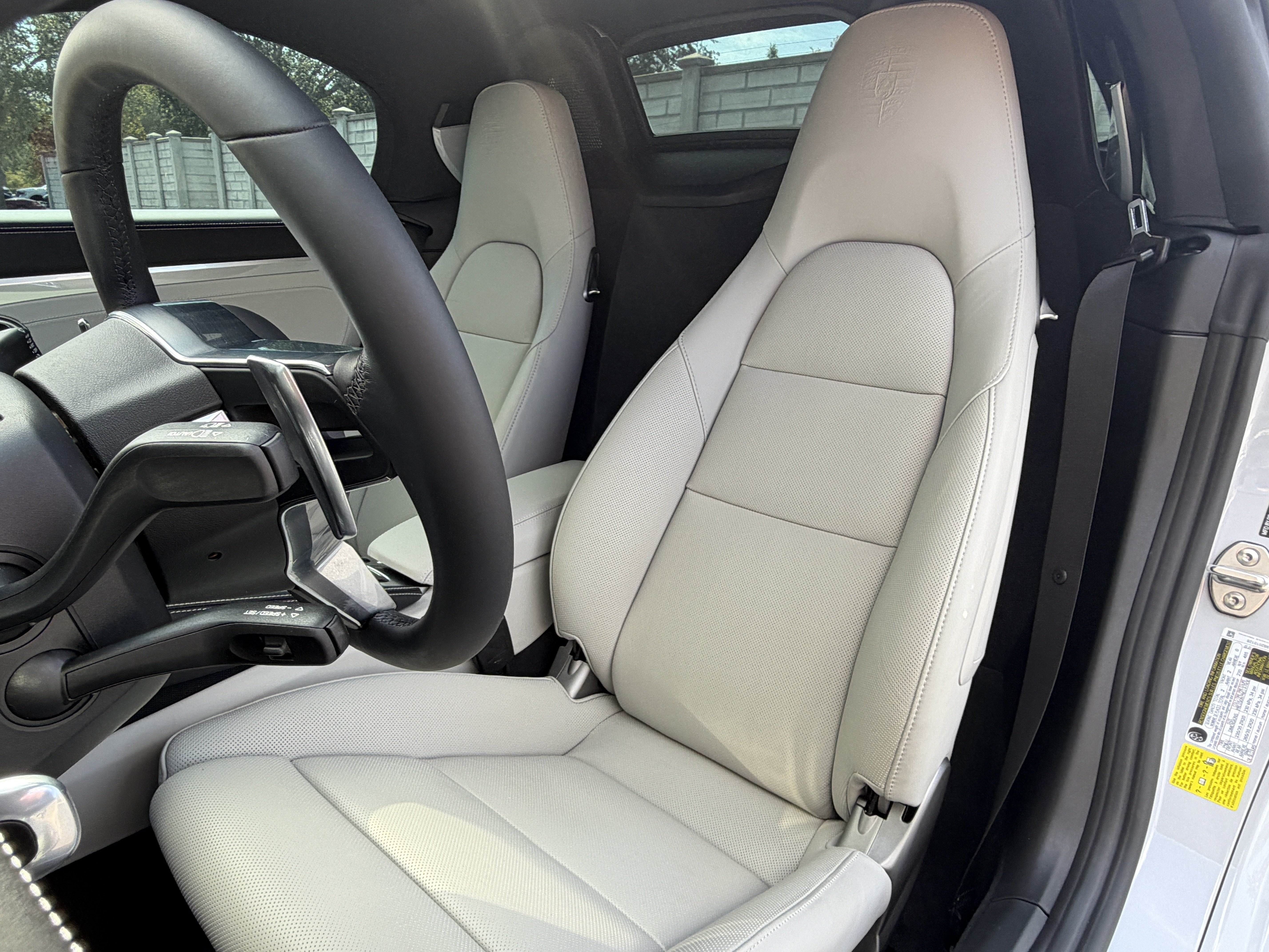 Certified 2024 Porsche 718 Boxster RWD image 5