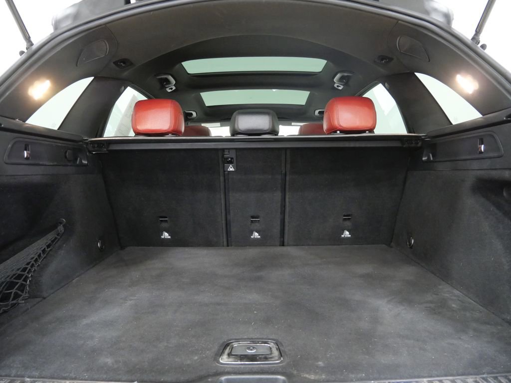 Used 2022 Mercedes-Benz GLC 300 4MATIC w/ AMG Line image 29