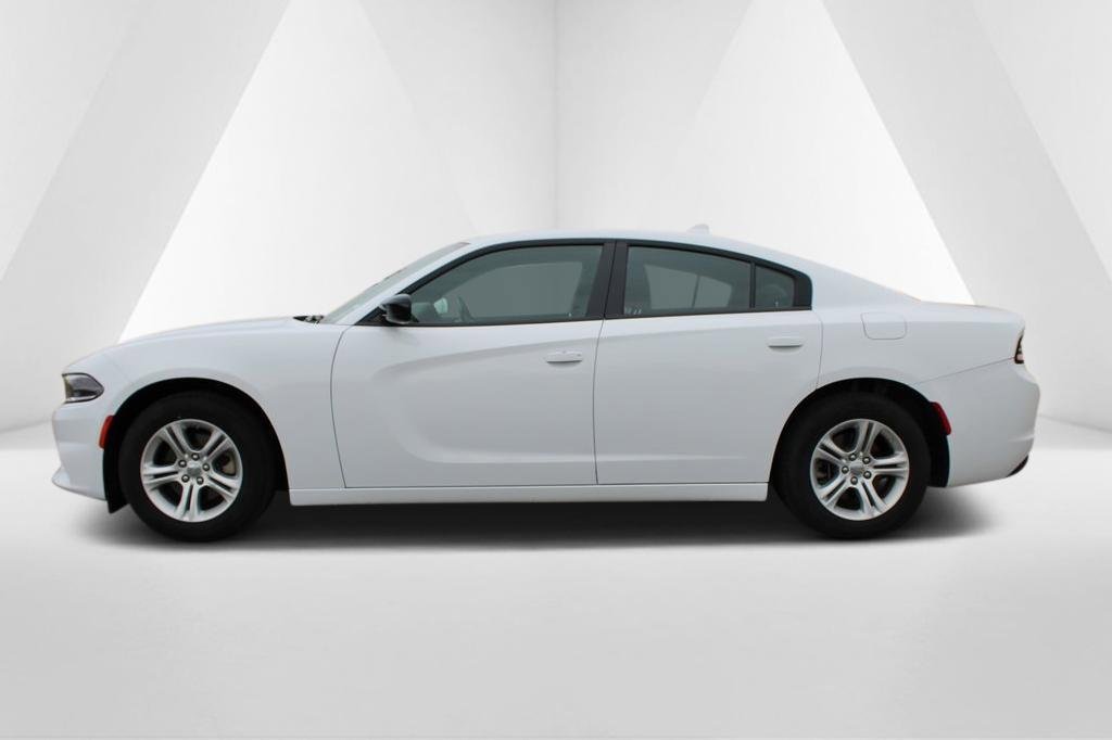 Used 2023 Dodge Charger SXT image 4